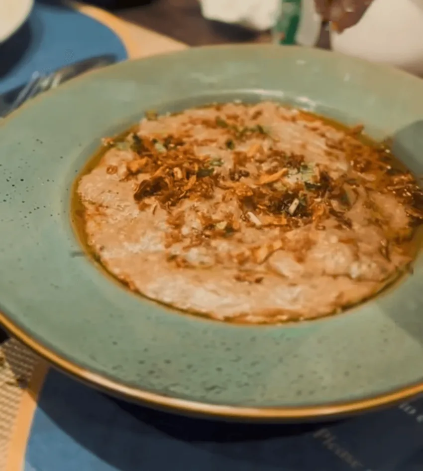A shared meal from the Communitie album