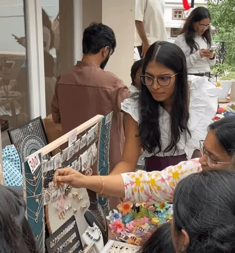 A moment from the Communitie photo album